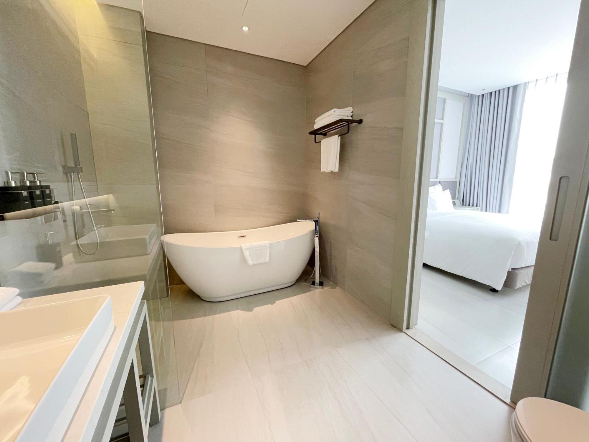 M City Hotel Saigon Hô Chi Minh-Ville Extérieur photo